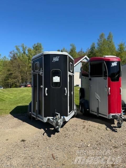Ifor Williams HB 506 Poluprikolice za prevoz stoke