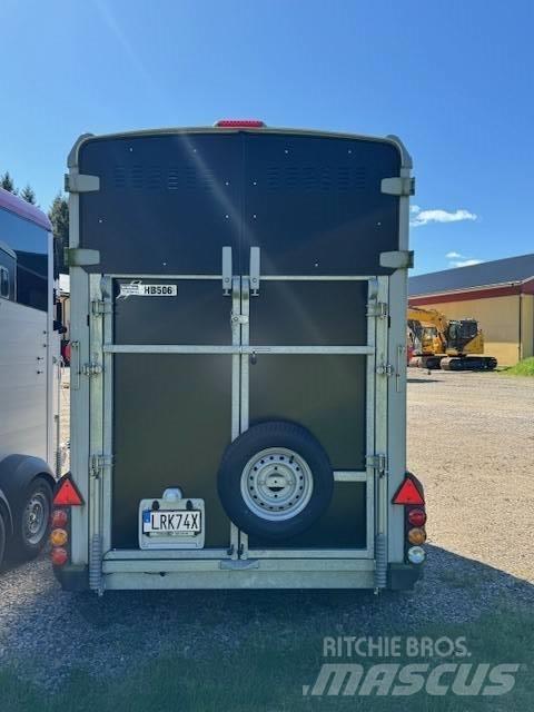 Ifor Williams HB 506 Poluprikolice za prevoz stoke