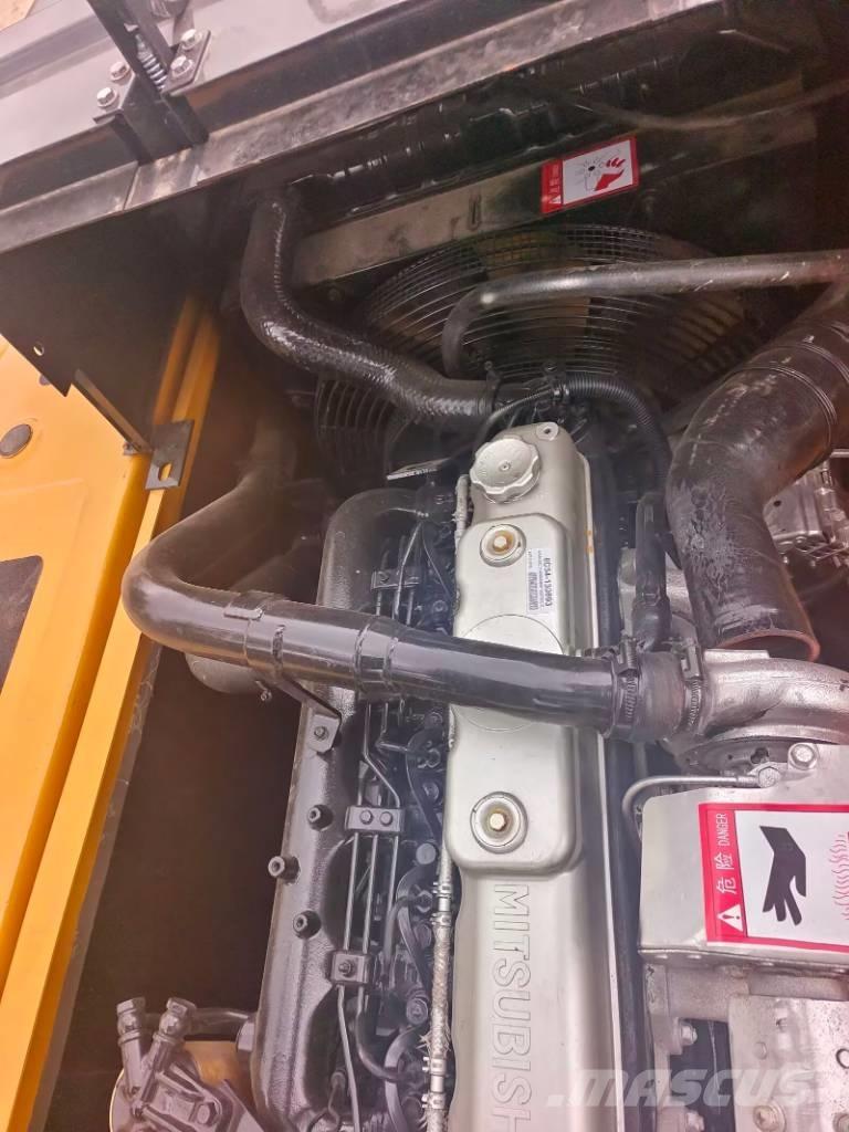 Sany SY 215 H Bageri guseničari