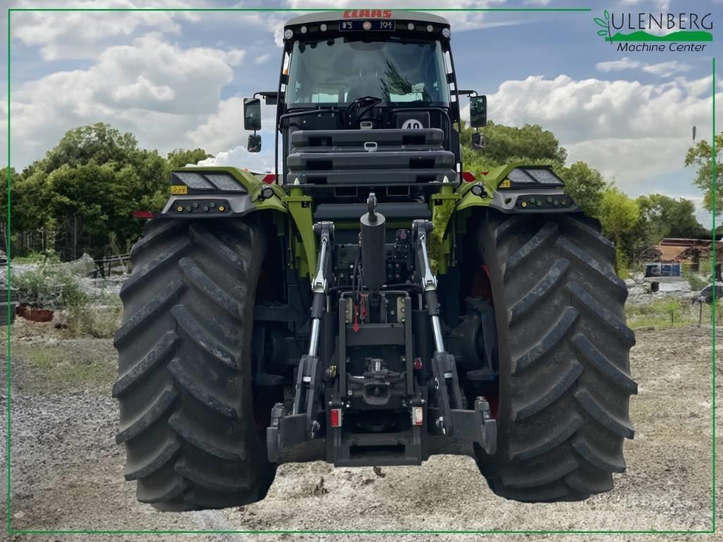 CLAAS Xerion 5000 VC Traktori