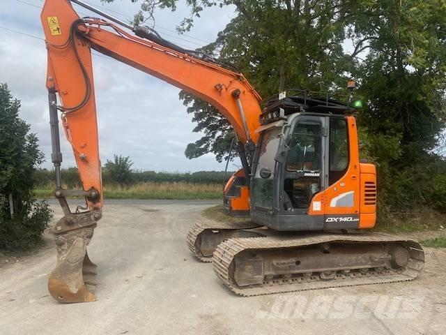 Doosan DX 140 LCR-5 Bageri guseničari