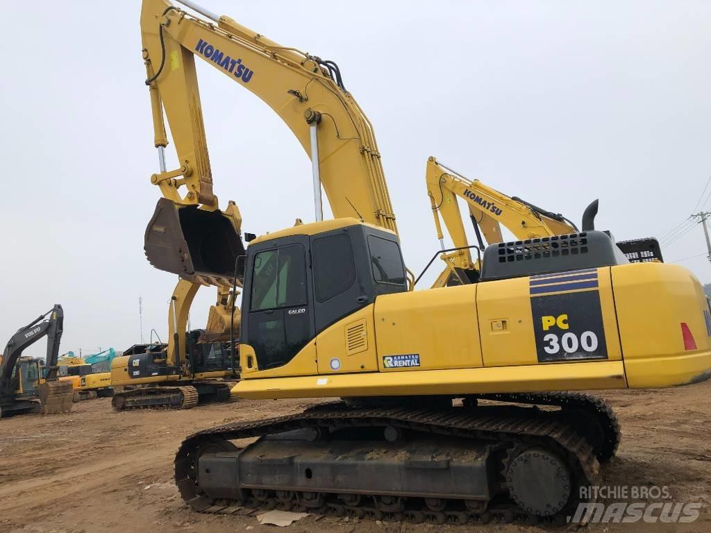 Komatsu 300 -7 Bageri guseničari