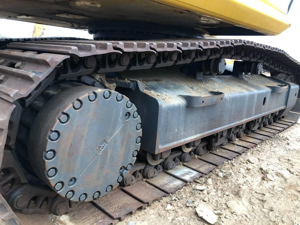 Komatsu 300 -7 Bageri guseničari