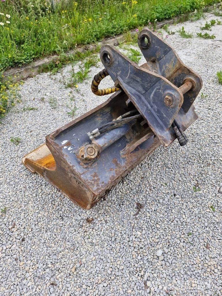 CASE 695 ST Rovokopači