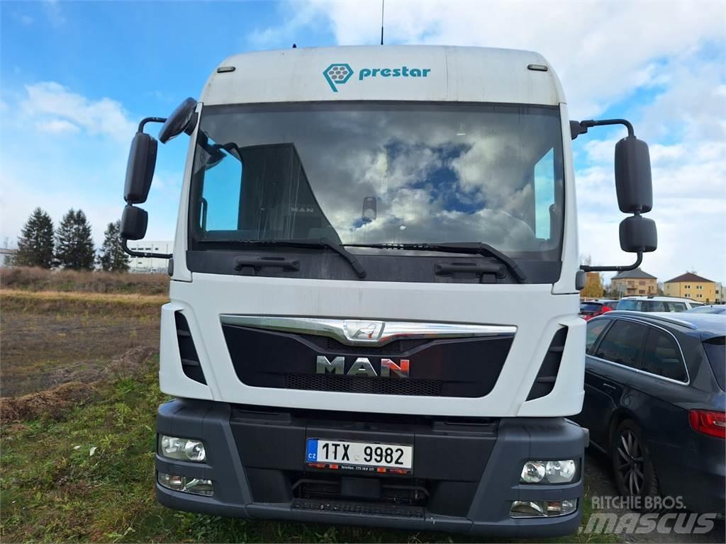 MAN TGL 12.250 Sanduk kamioni