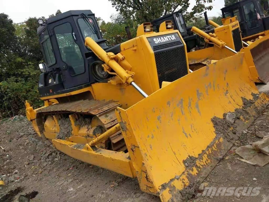 Shantui SD16 Buldožeri guseničari