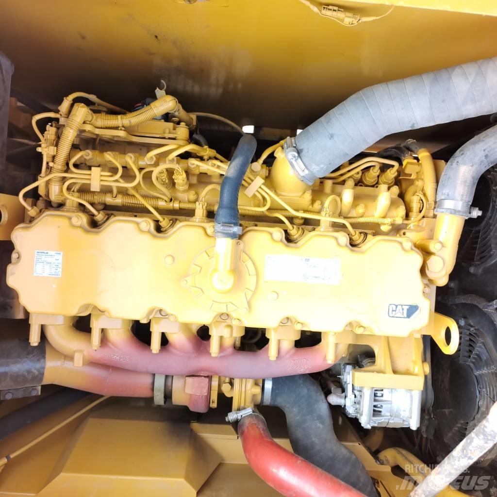 CAT 323GC Bageri guseničari