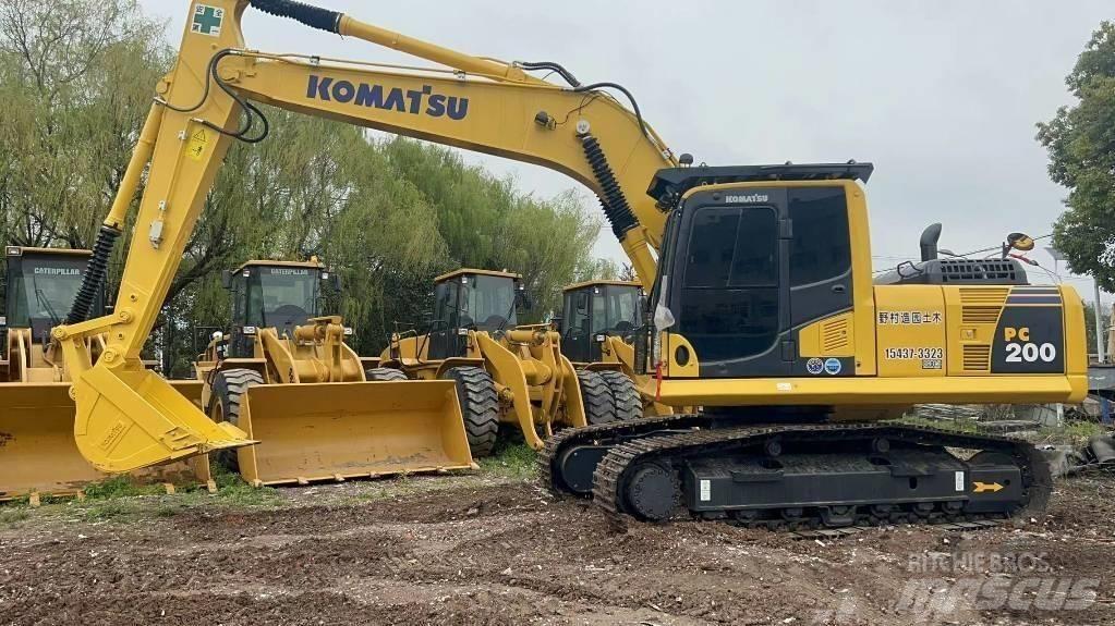 Komatsu pc200-8 Bageri guseničari