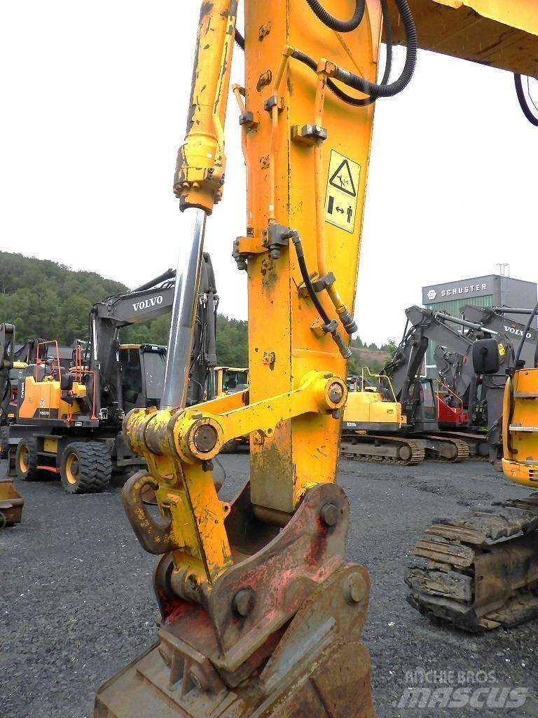 JCB JZ 235 LC Bageri guseničari