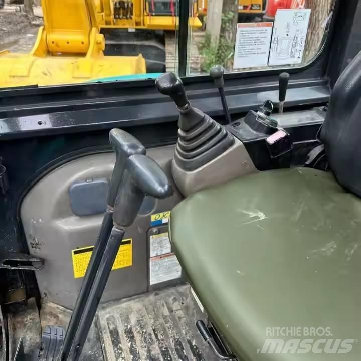 Kobelco SK55 Bageri guseničari