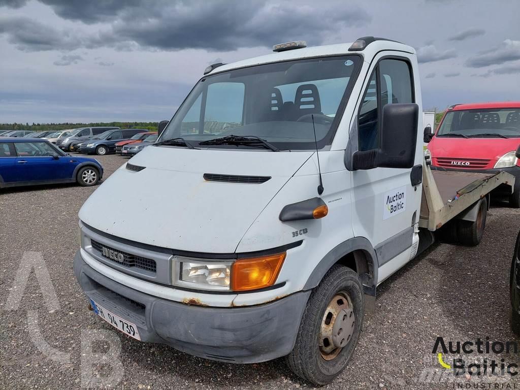 Iveco 35C 13 Šleperi za vozila