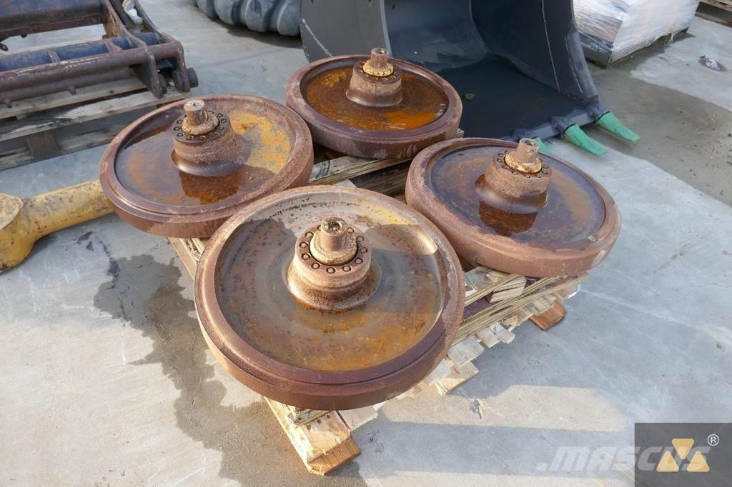 CAT 323-1170 Gume, točkovi i felne