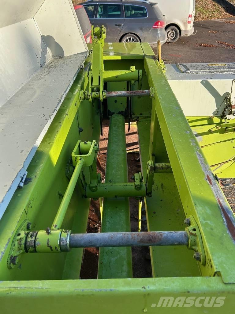 CLAAS Markant 51 Prese/balirke za četvrtaste bale