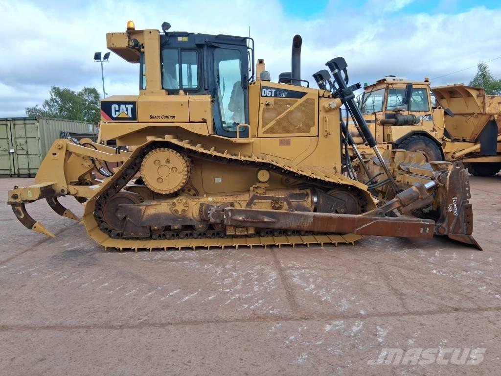 CAT D 6 T LGP Buldožeri guseničari