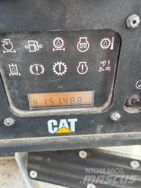 CAT D 6 T LGP Buldožeri guseničari