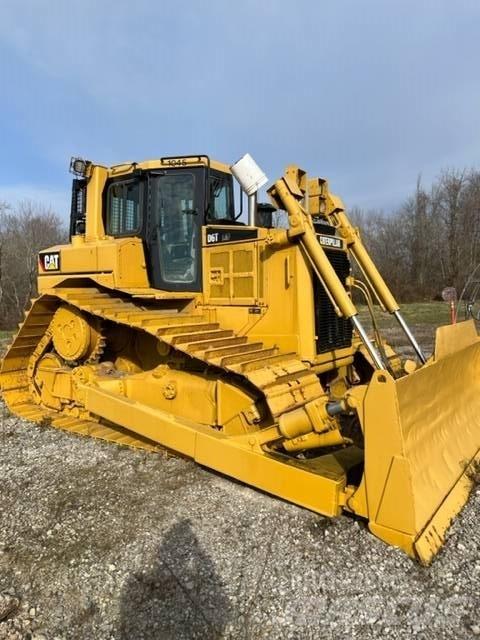 CAT D 6 T LGP Buldožeri guseničari