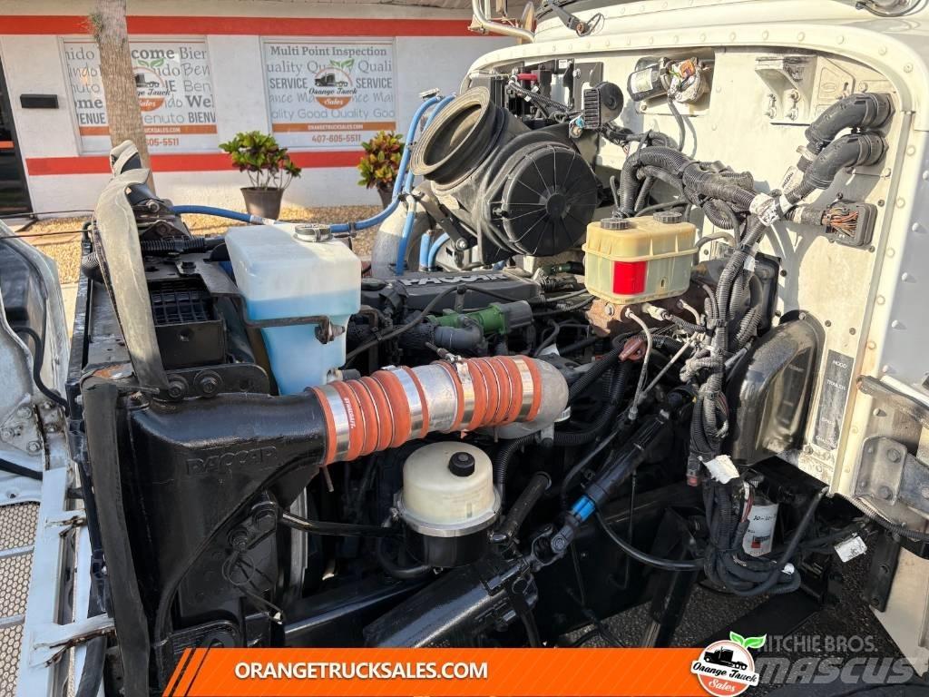 Peterbilt 337 Kamioni sa otvorenim sandukom
