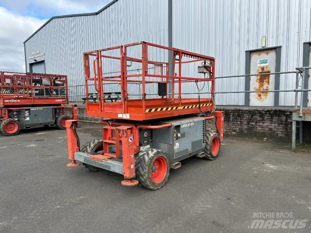 SkyJack SJ 6826 RT Makazaste platforme