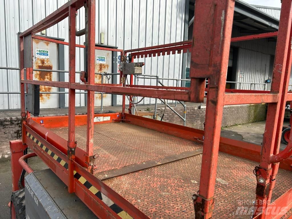 SkyJack SJ 6826 RT Makazaste platforme