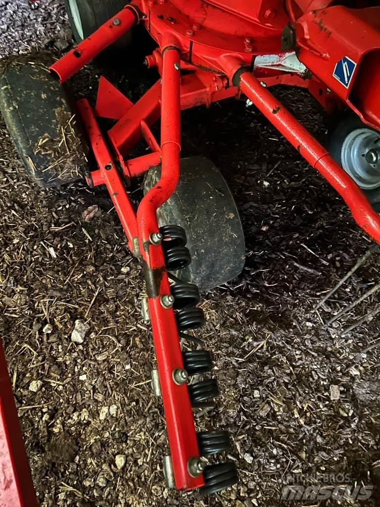 Kuhn GA 6632 Sakupljači