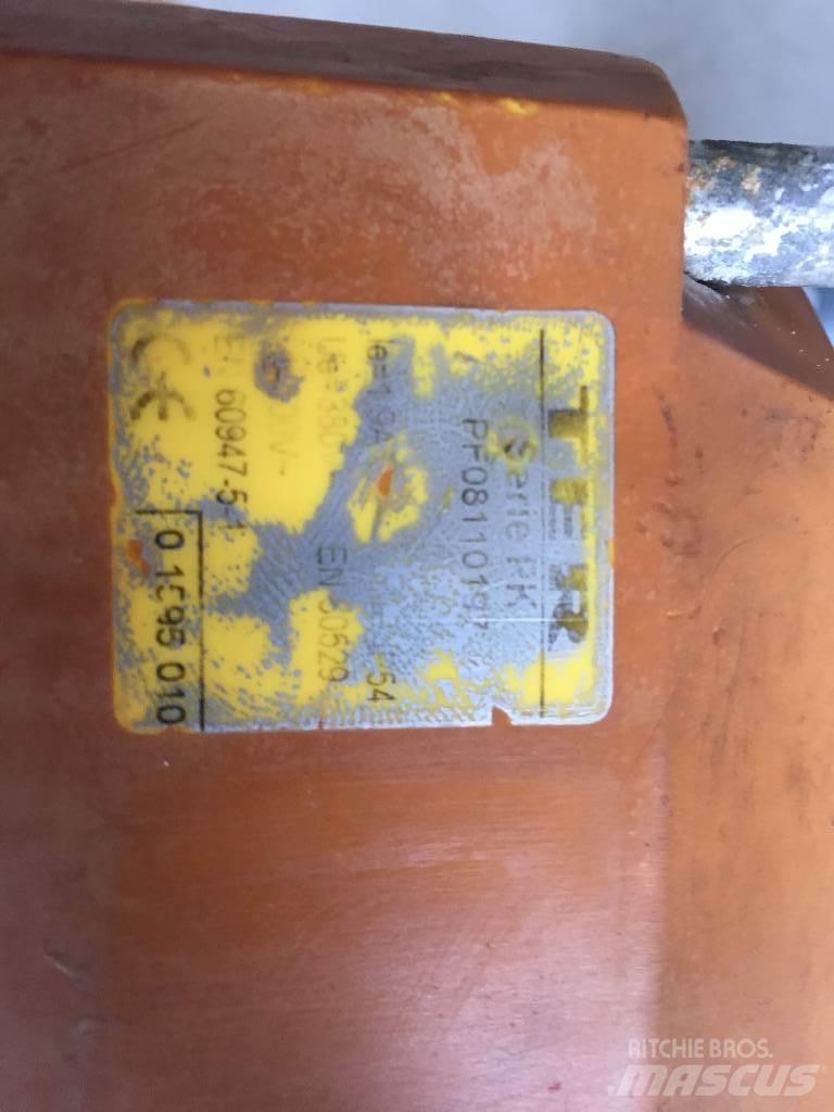 Potain 232A Delovi i oprema za kran