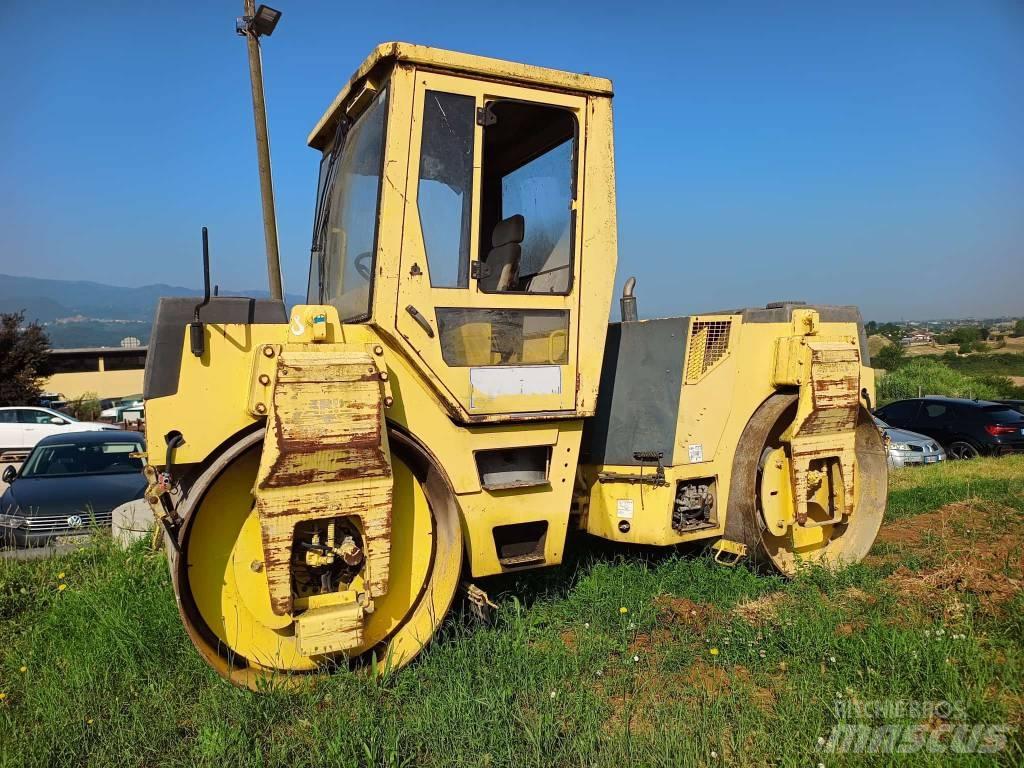 Bomag BW 151 AD-2 Valjci sa duplim bubnjem
