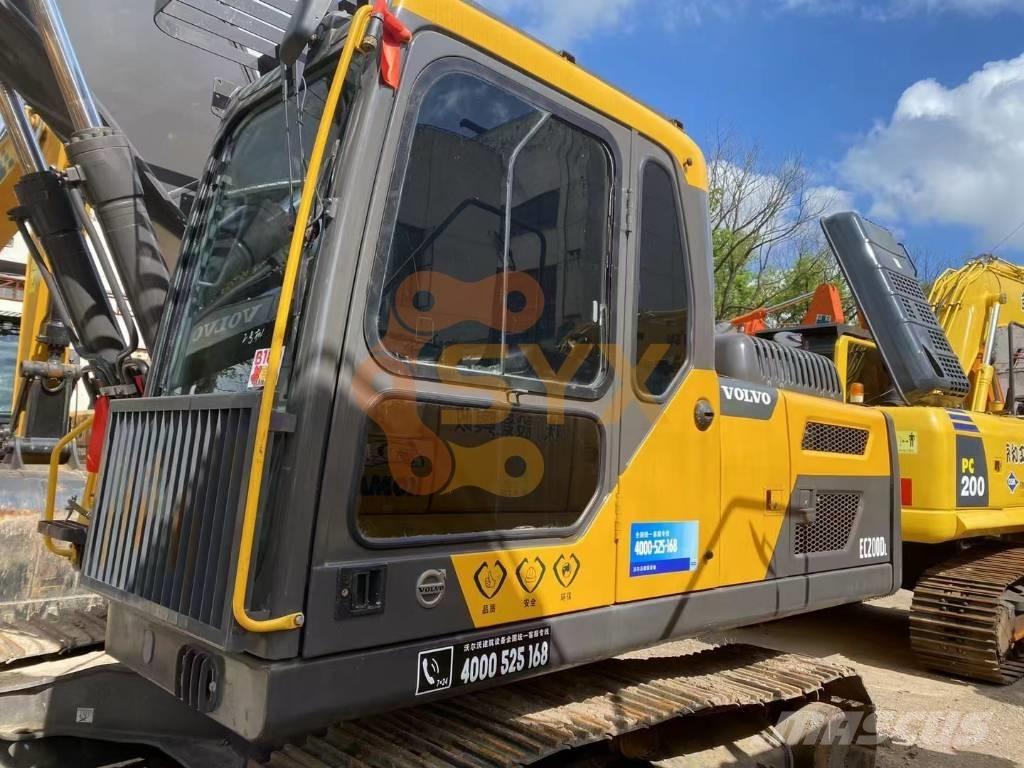 Volvo EC 200 D Bageri guseničari