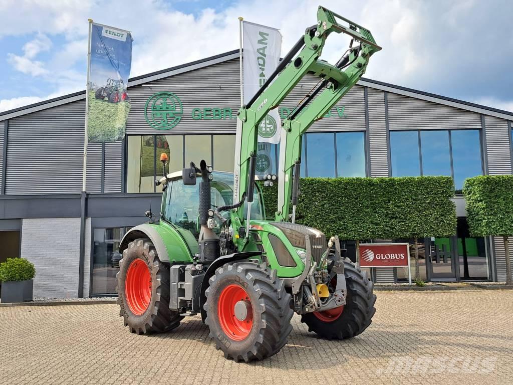 Fendt 714 Vario SCR Traktori