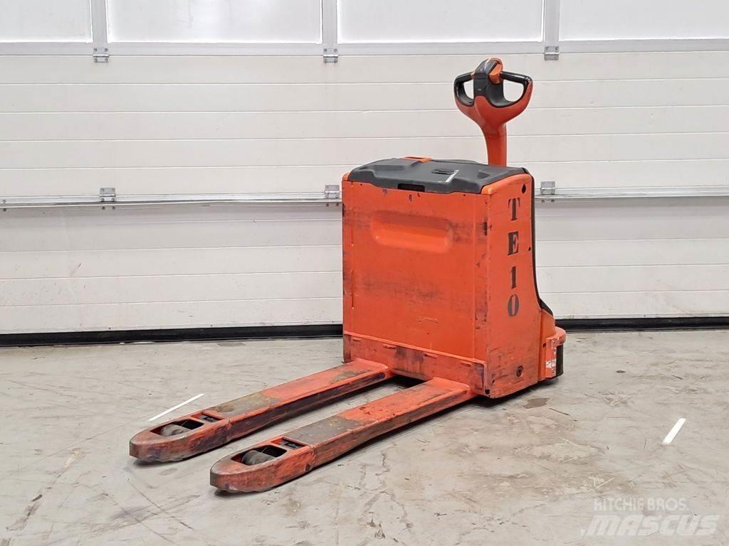 Linde T16 Nisko podizni električni viljuškar