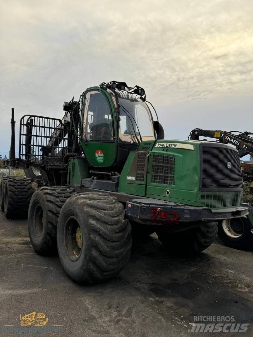 John Deere 1910E Forvarderi