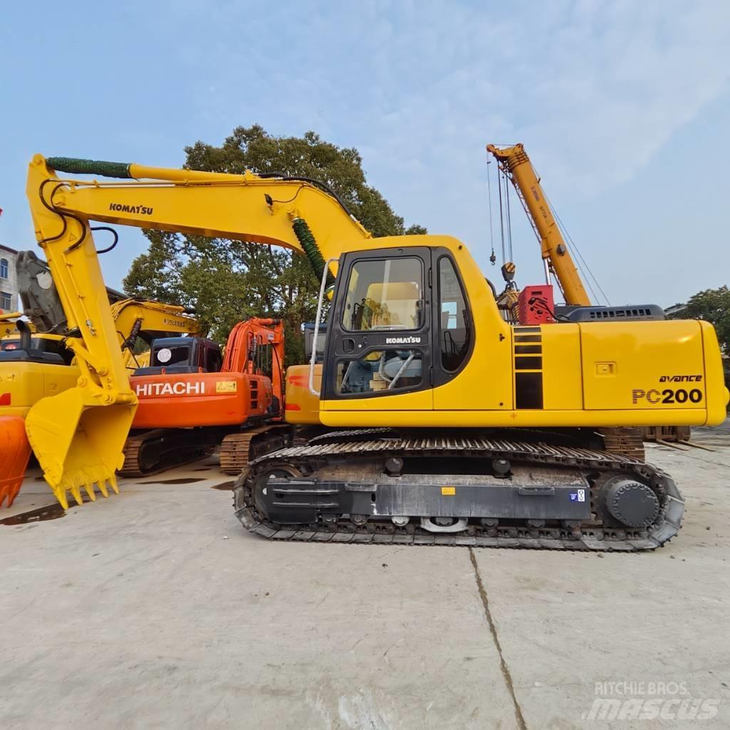 Komatsu PC 200-6 Midi bageri 7t – 12t
