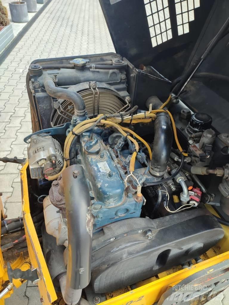 Bomag BW 80 AD-2 Valjci sa duplim bubnjem