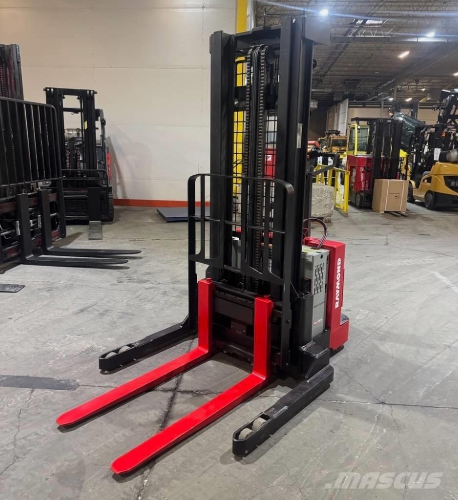 Raymond RSS40 Samopogonski ručni viljuškari