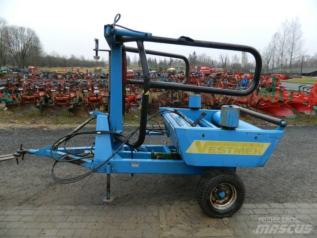 Vestmek RB120 Omotači bala