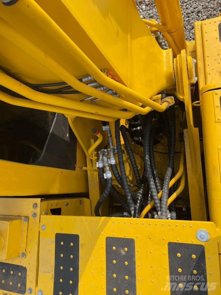Komatsu PC 200-8 Bageri guseničari