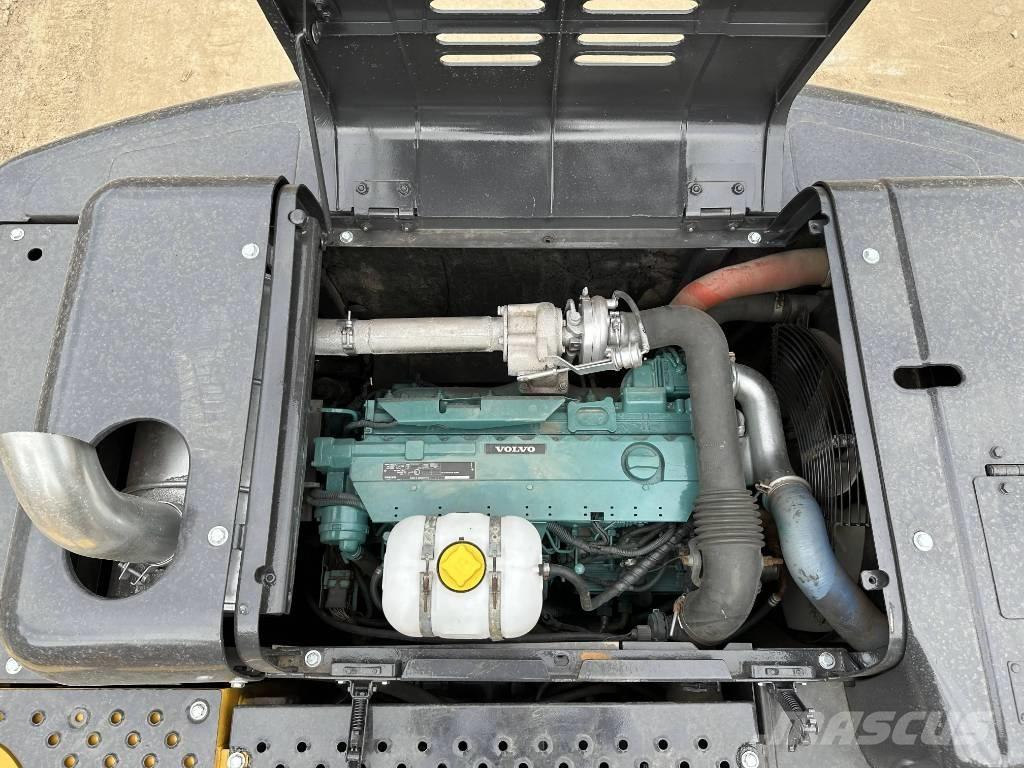 Volvo EC210D Bageri guseničari