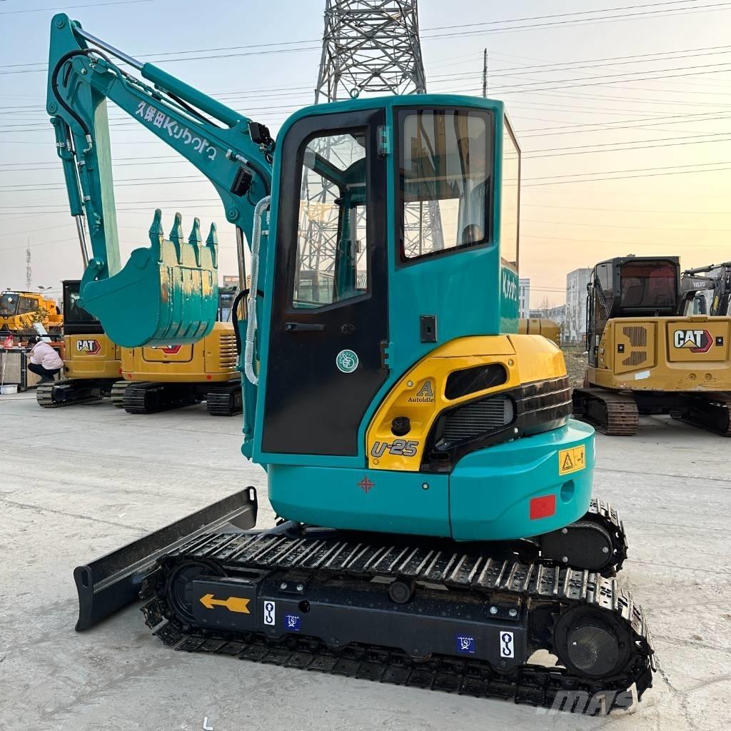 Kubota U 25 Mini bageri < 7t