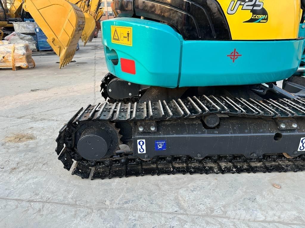 Kubota U 25 Mini bageri < 7t