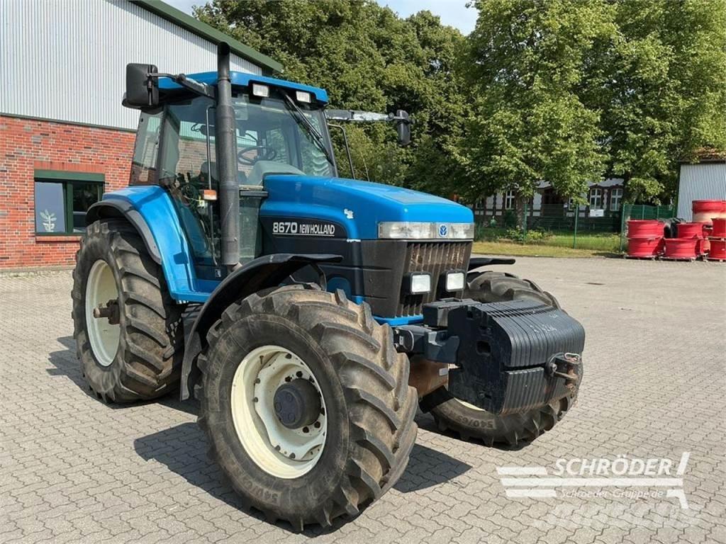 New Holland 8670 Traktori