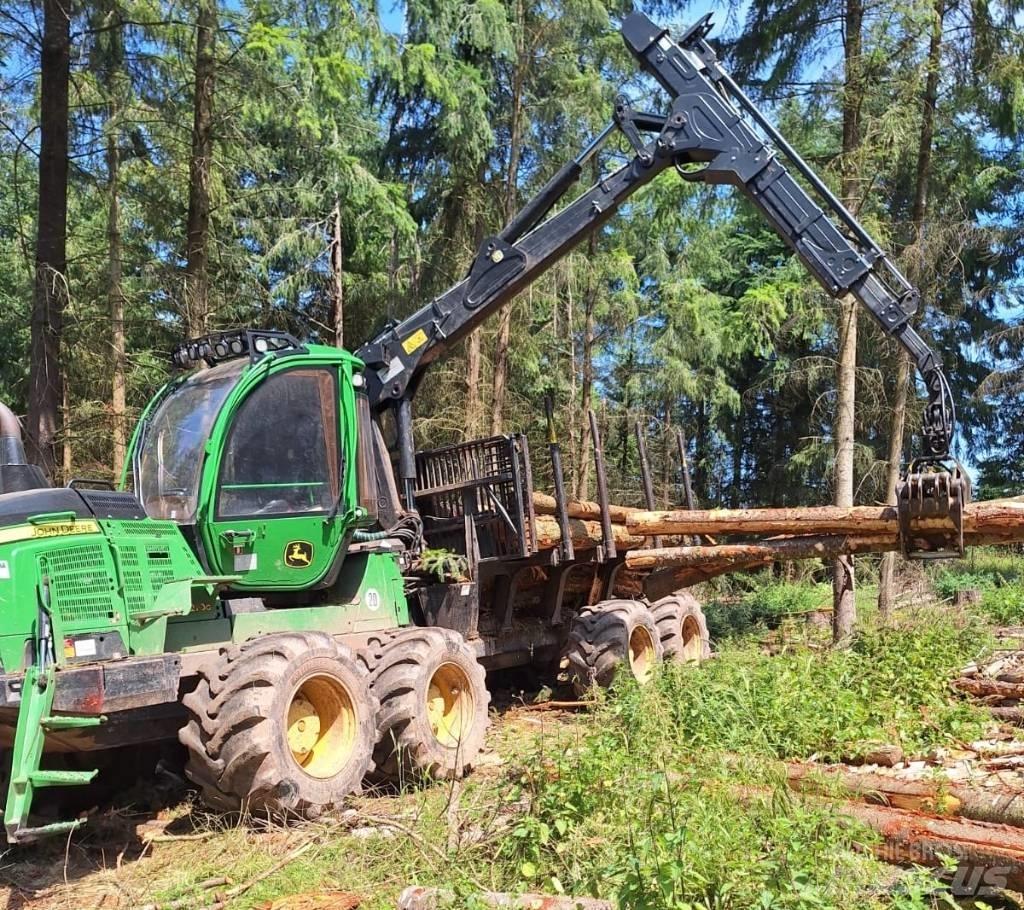 John Deere 1210 G Forvarderi