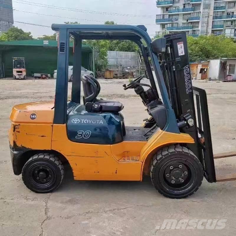 Toyota FD 30 Dizelski viljuškari