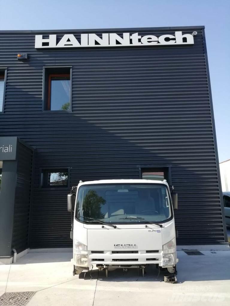 Isuzu NPR 85 "M - P - Q" Kabine i unutrašnjost