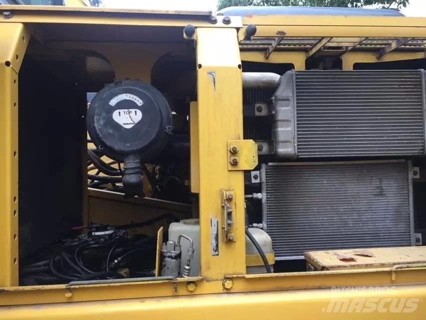 Komatsu pc200-7 Bageri guseničari