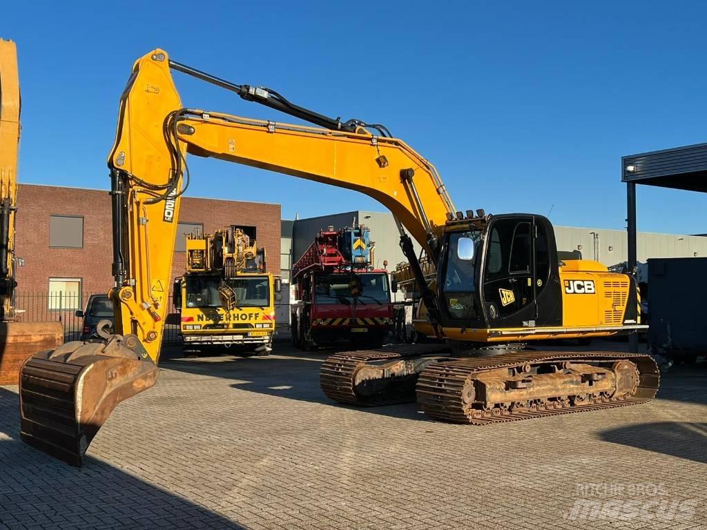 JCB JS 220 LC Bageri guseničari