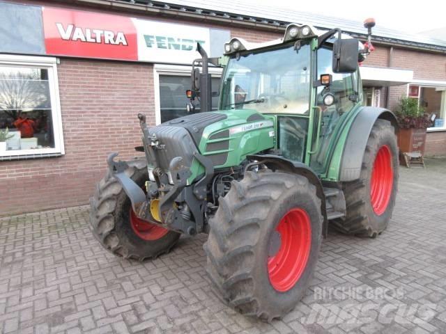 Fendt 211 Vario Traktori