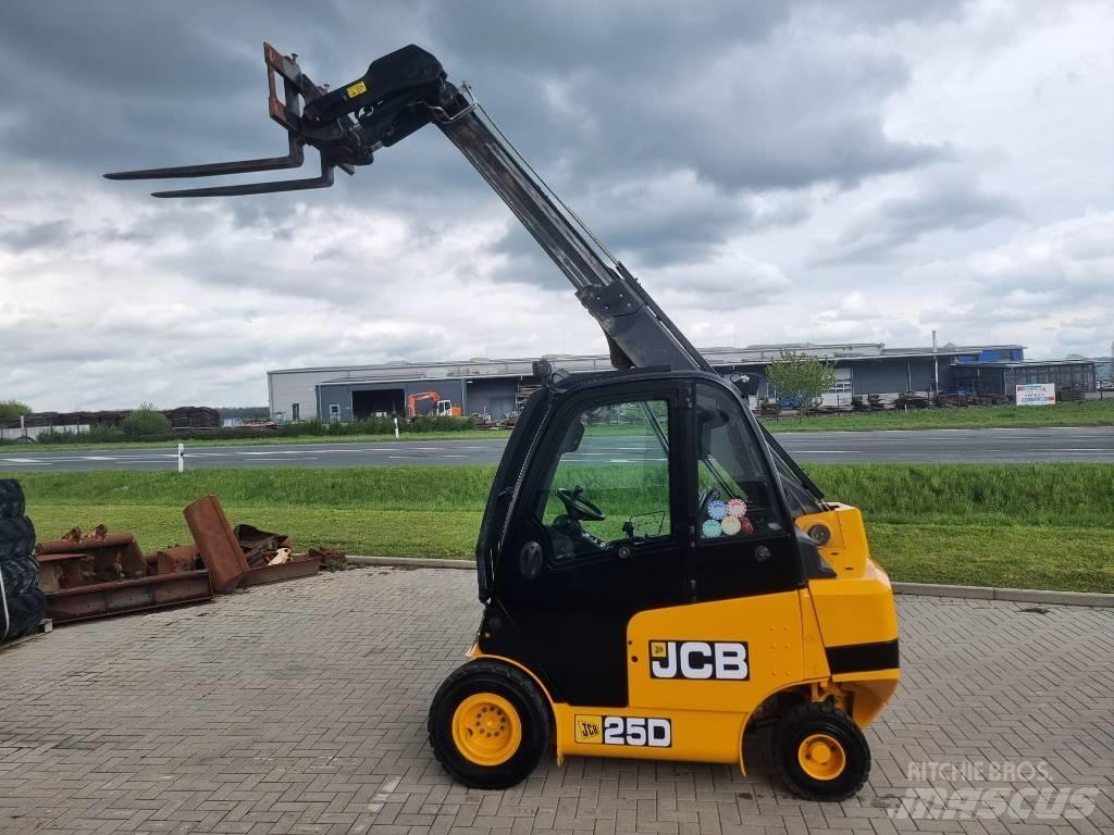 JCB TLT 25 D Teleskopski viljuškari