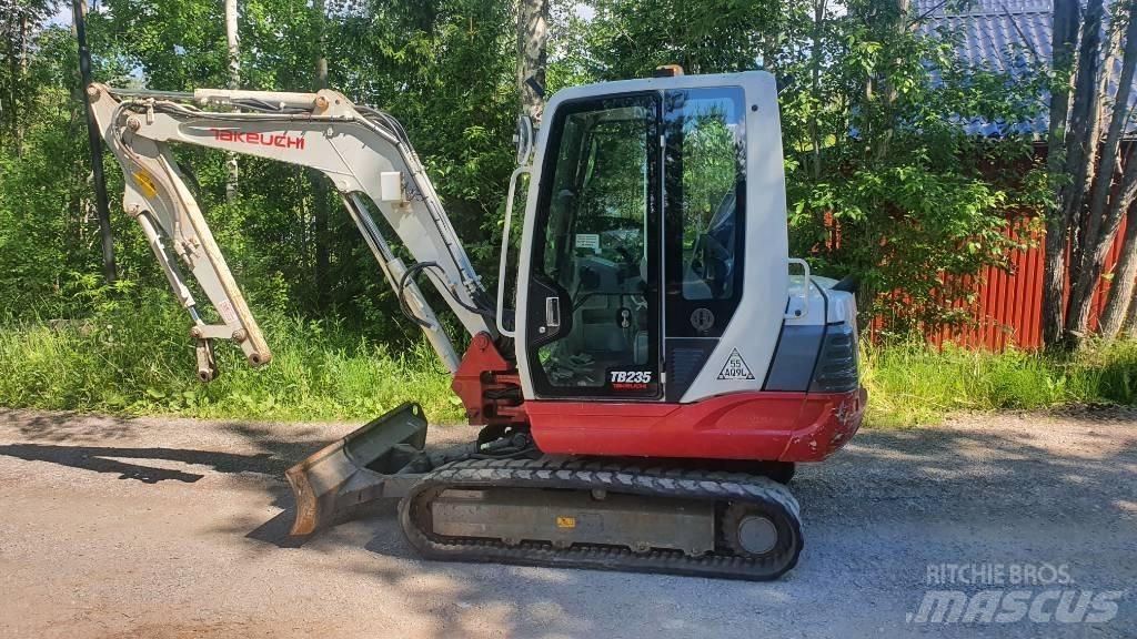 Takeuchi TB235 Mini bageri < 7t