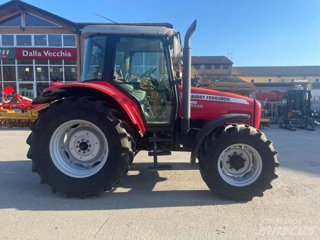 Massey Ferguson 6445 Traktori