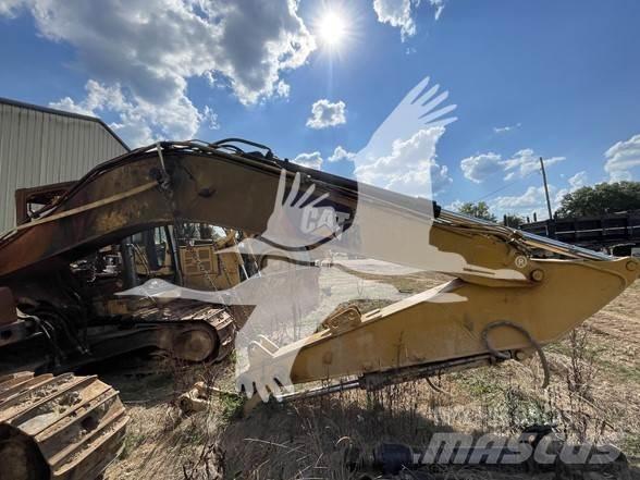 CAT 320 Bageri guseničari