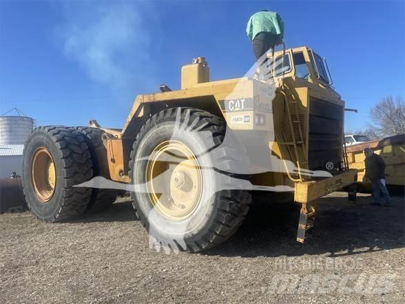 CAT 777B Zglobni damperi